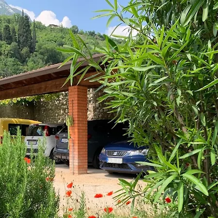 Il Nido Dei Gufi Bed & Breakfast Toscolano Maderno